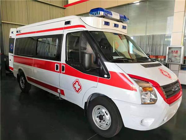 威宁福特v362救护车